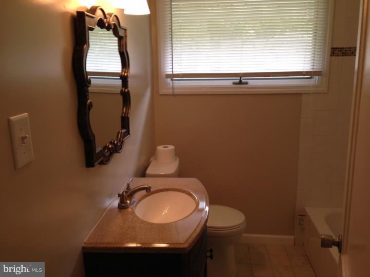 8615 Patton Road Wyndmoor, PA 19038 - Photo 3 of 6 Gallery Image 3
