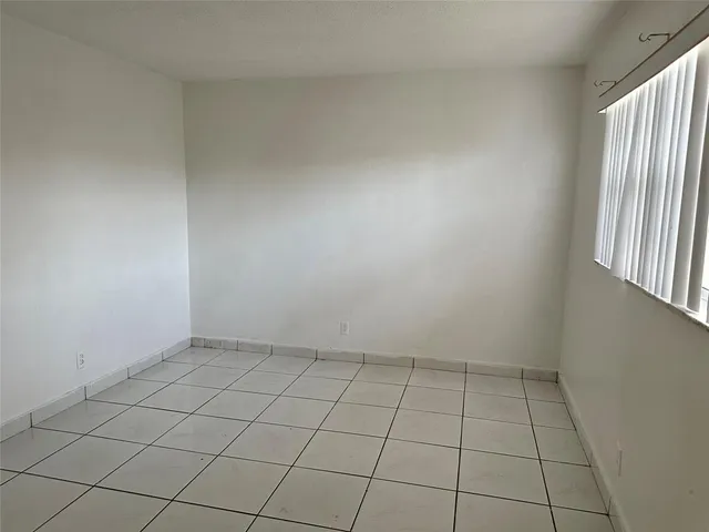 $1,850 | 5900 Northwest 17th Place, Unit 103, Sunrise, FL 33313