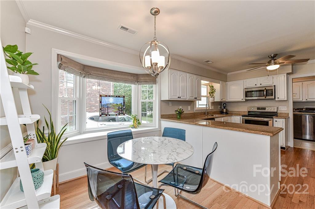 2432 Hamilton Mill Road Charlotte, NC 28270 - Photo 14 of 41 Gallery Image 14
