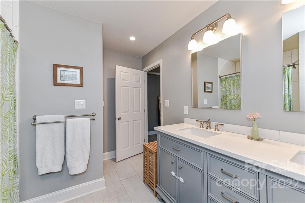 2432 Hamilton Mill Road Charlotte, NC 28270 - Photo 22 of 41 Gallery Image 22