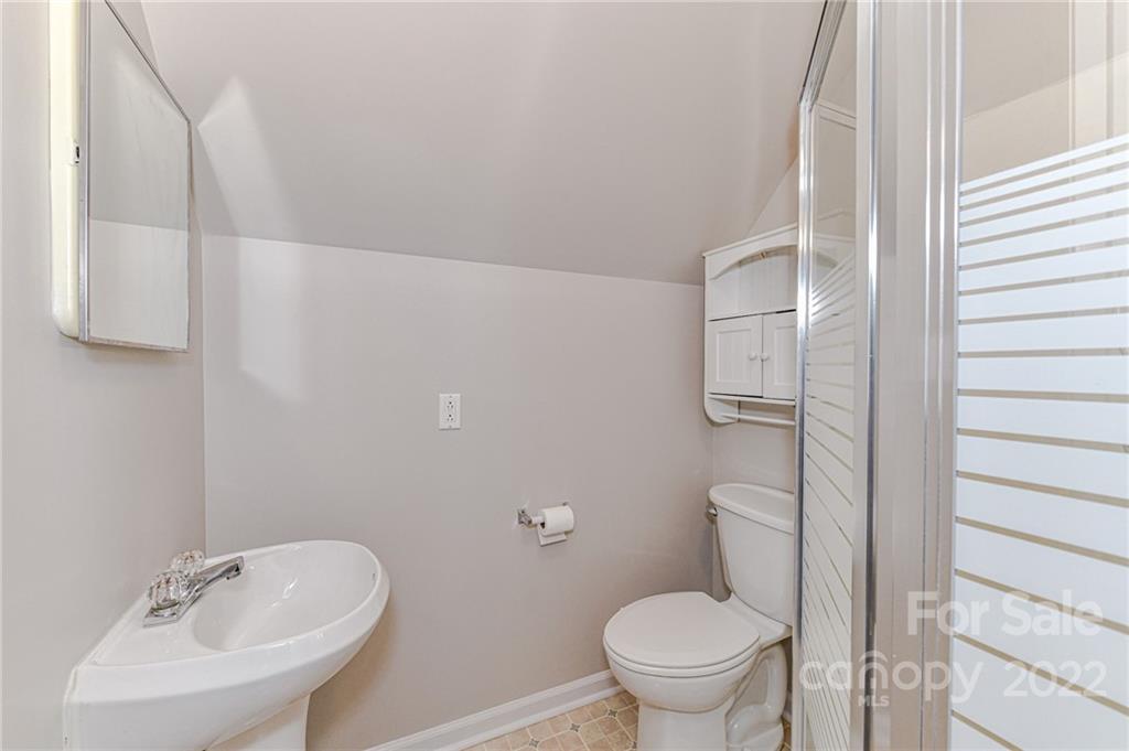 2432 Hamilton Mill Road Charlotte, NC 28270 - Photo 36 of 41 Gallery Image 36