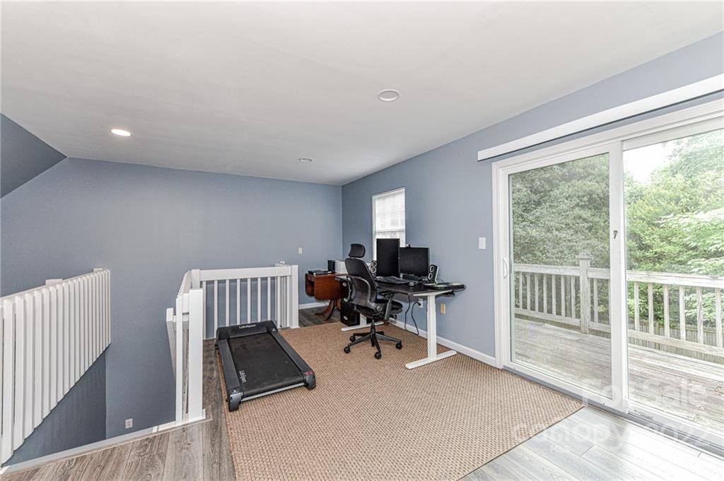 2432 Hamilton Mill Road Charlotte, NC 28270 - Photo 37 of 41 Gallery Image 37