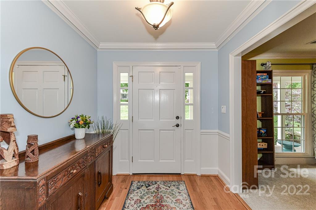 2432 Hamilton Mill Road Charlotte, NC 28270 - Photo 7 of 41 Gallery Image 7