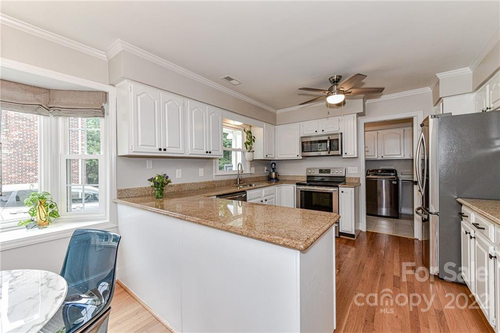 2432 Hamilton Mill Road Charlotte, NC 28270 - Photo 10 of 41 Gallery Image 10
