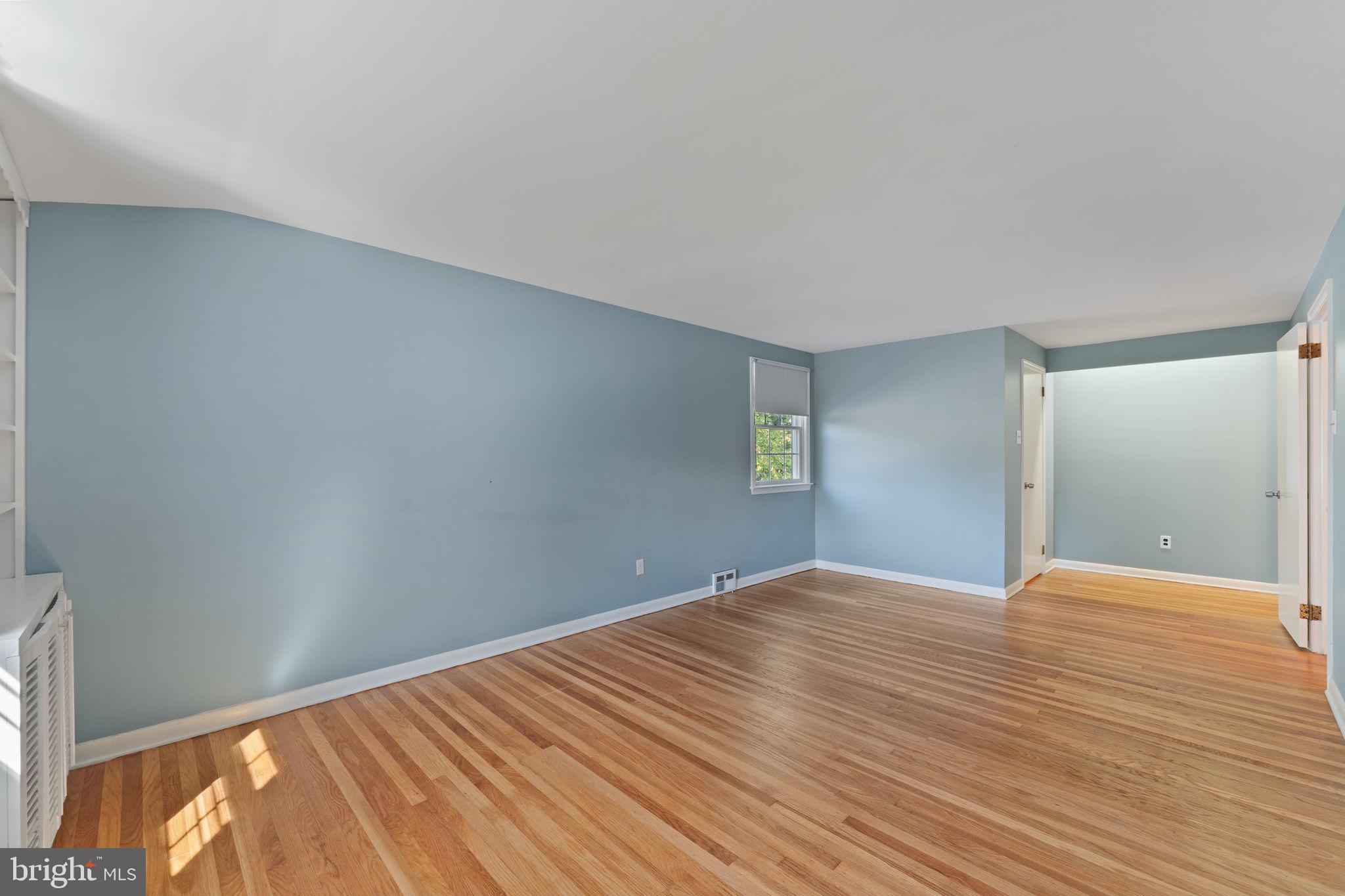 1430 Dublin Road Ambler, PA 19002 - Photo 17 of 38 Owner Suite