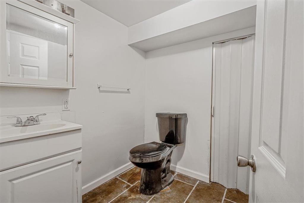 28 Coles Row McKees Rocks, PA 15136 - Photo 35 of 50 Lower Level Bathroom