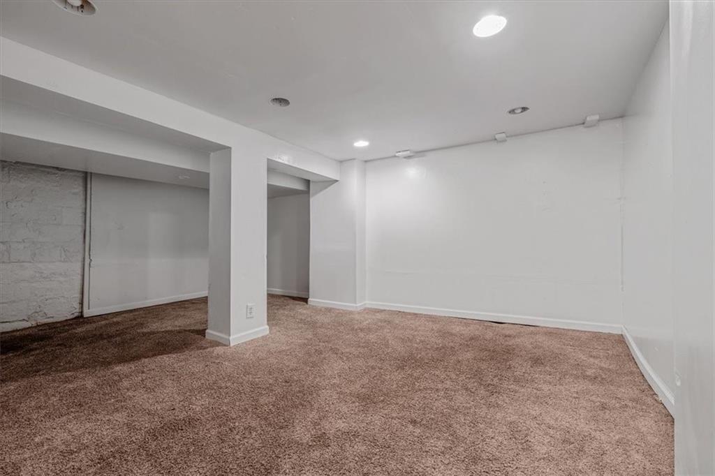 28 Coles Row McKees Rocks, PA 15136 - Photo 41 of 50 Game Room