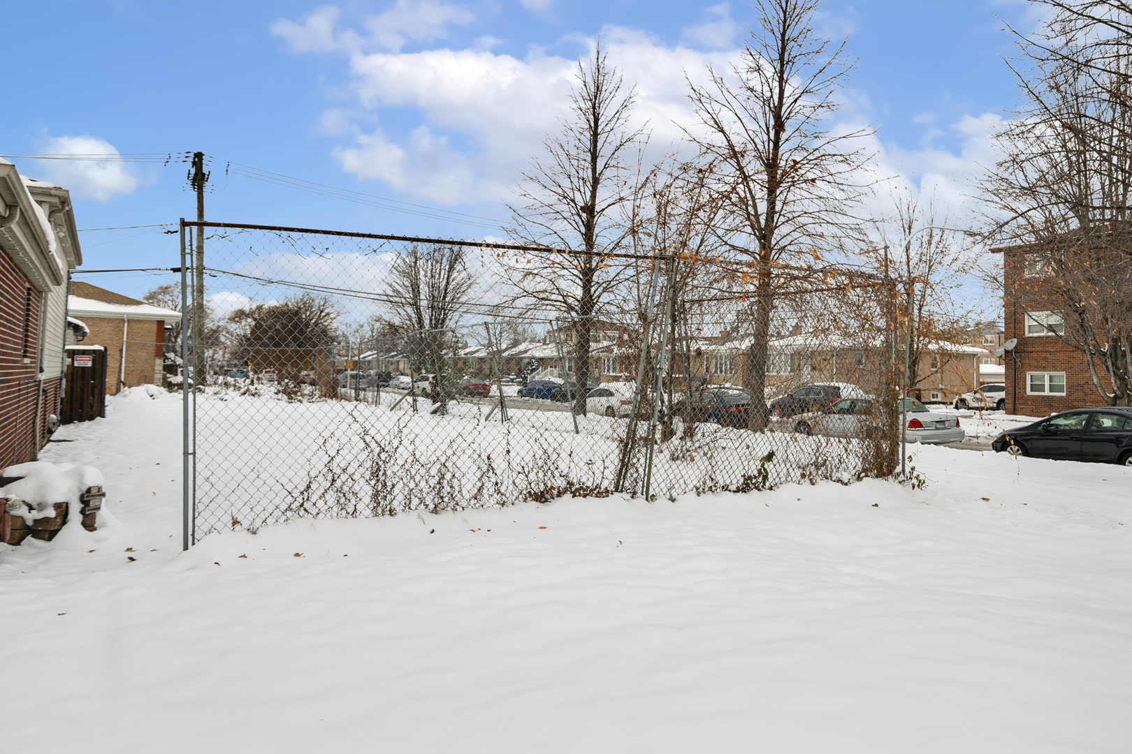6334 South Austin Avenue Chicago, IL 60638 - Photo 5 of 5 a view of snow on the roadside