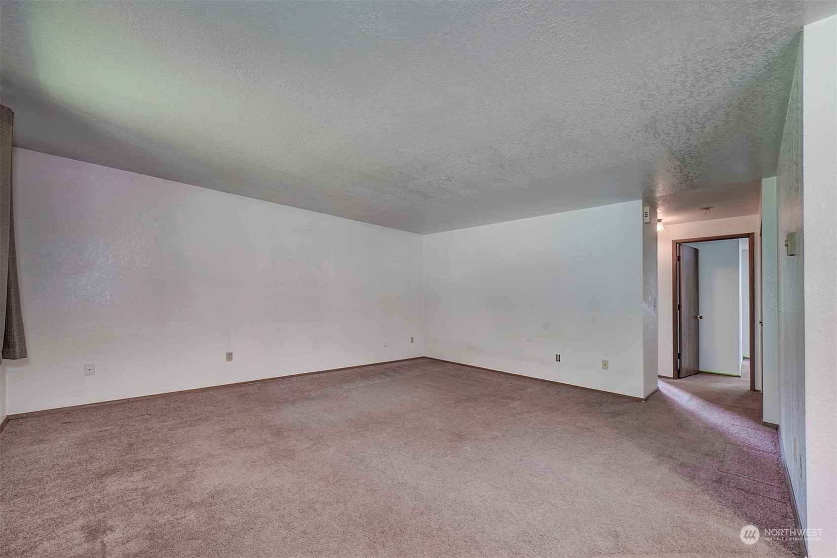 7615 Illahee Road Northeast Bremerton, WA 98311 - Photo 8 of 23 an empty room with closet