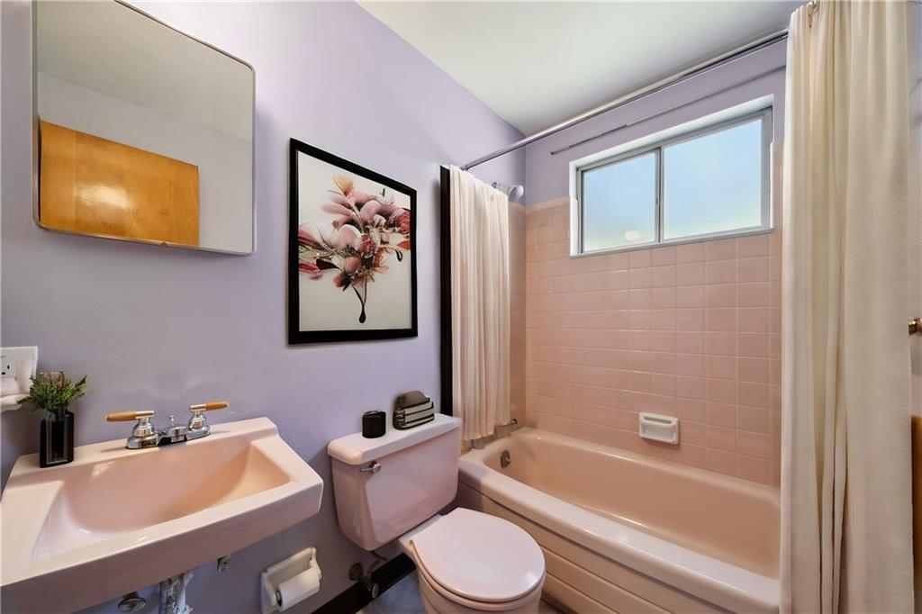 6273 Poketa Road Verona, PA 15147 - Photo 14 of 27 Gallery Image 14
