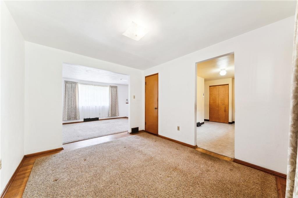 6273 Poketa Road Verona, PA 15147 - Photo 8 of 27 Gallery Image 8