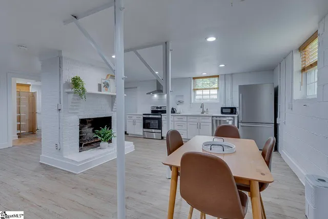 $349,900 | 1126 N Highway, Travelers Rest, SC 29690