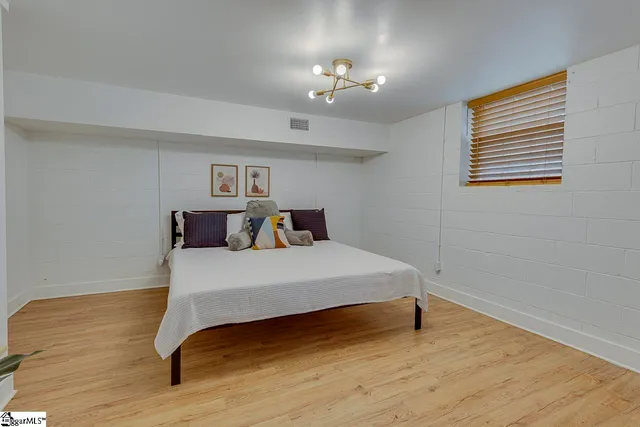 $349,900 | 1126 N Highway, Travelers Rest, SC 29690