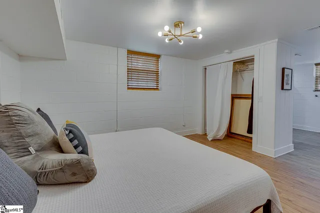 $349,900 | 1126 N Highway, Travelers Rest, SC 29690