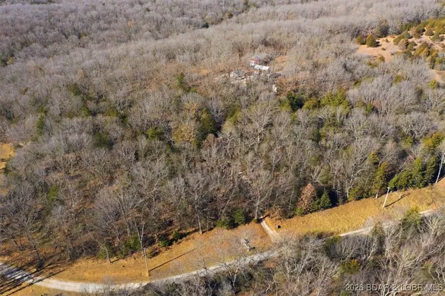 $243,500 | 17625 Russell Lane, Cole Camp, MO 65325