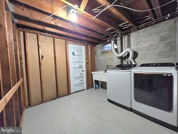 $765,000 | 10725 East Crestview Lane, Laurel, MD 20723