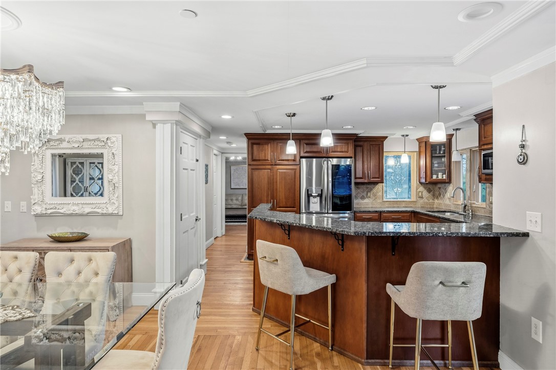 21 Crestwood Road Warwick, RI 02886 - Photo 24 of 47