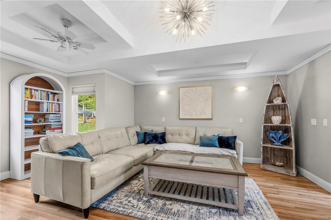 21 Crestwood Road Warwick, RI 02886 - Photo 27 of 47