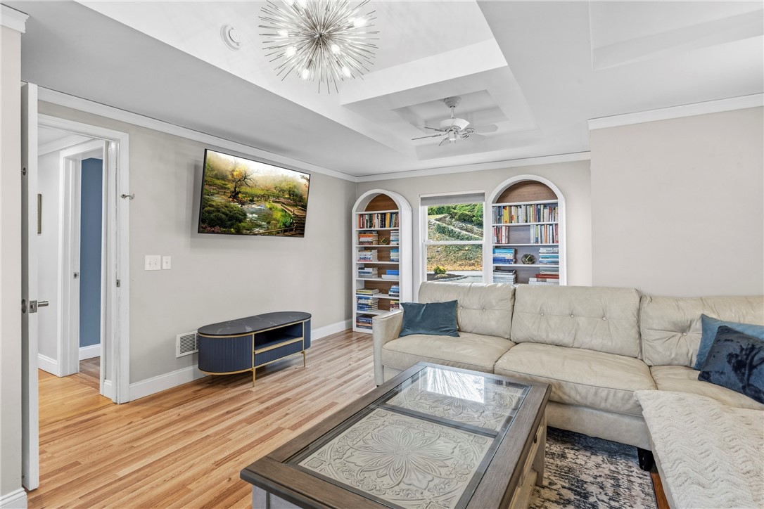 21 Crestwood Road Warwick, RI 02886 - Photo 29 of 47