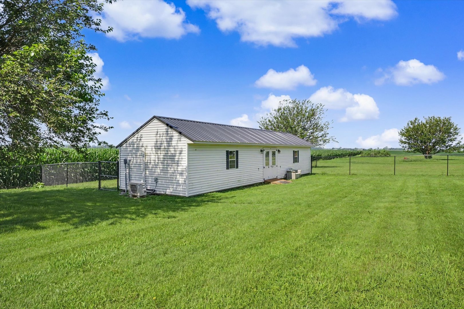 1413 East 2950 North Road Mahomet, IL 61853 - Photo 43 of 51