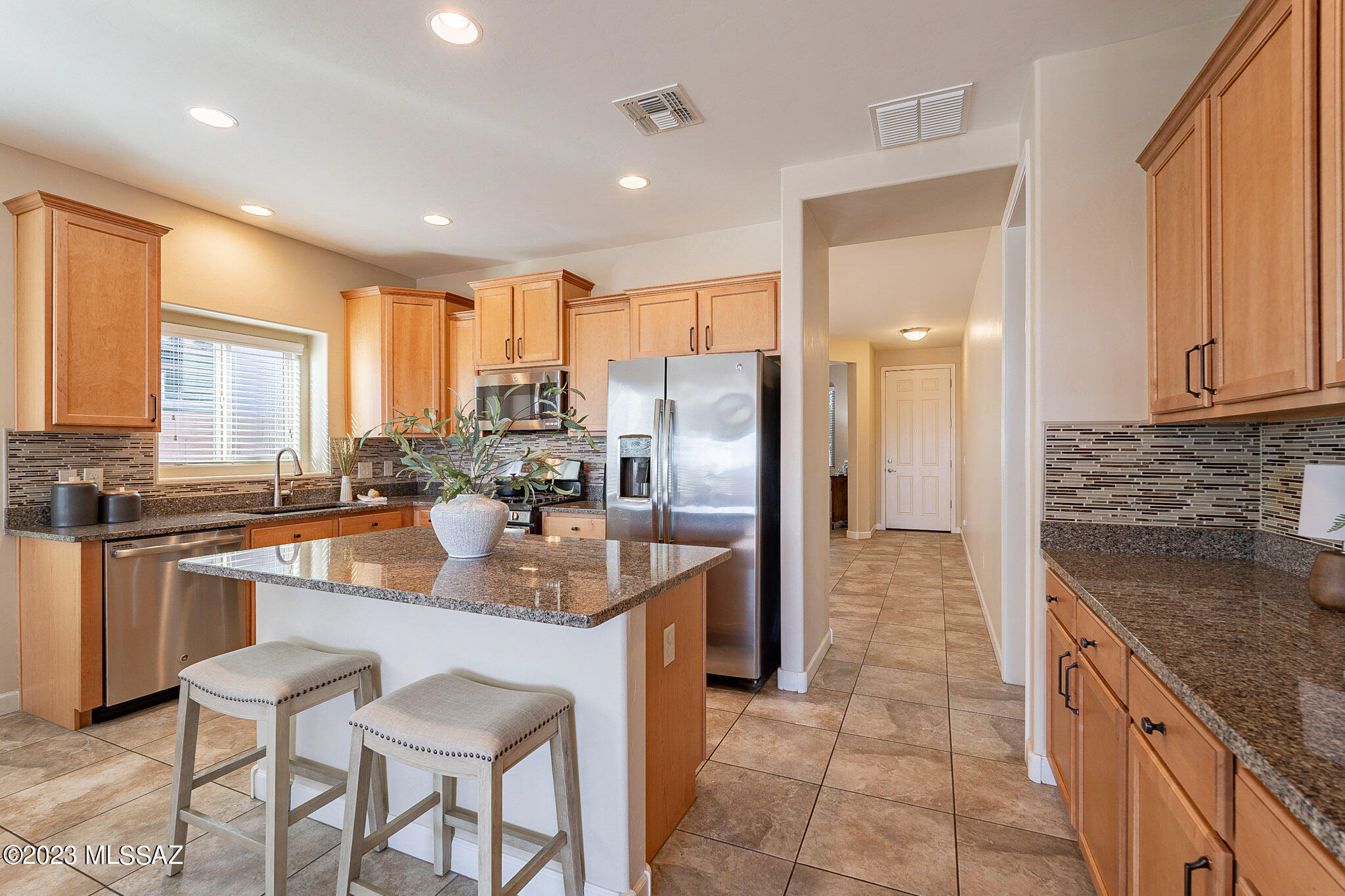 8409 North Gaetano Loop Tucson, AZ 85742 - Photo 17 of 49