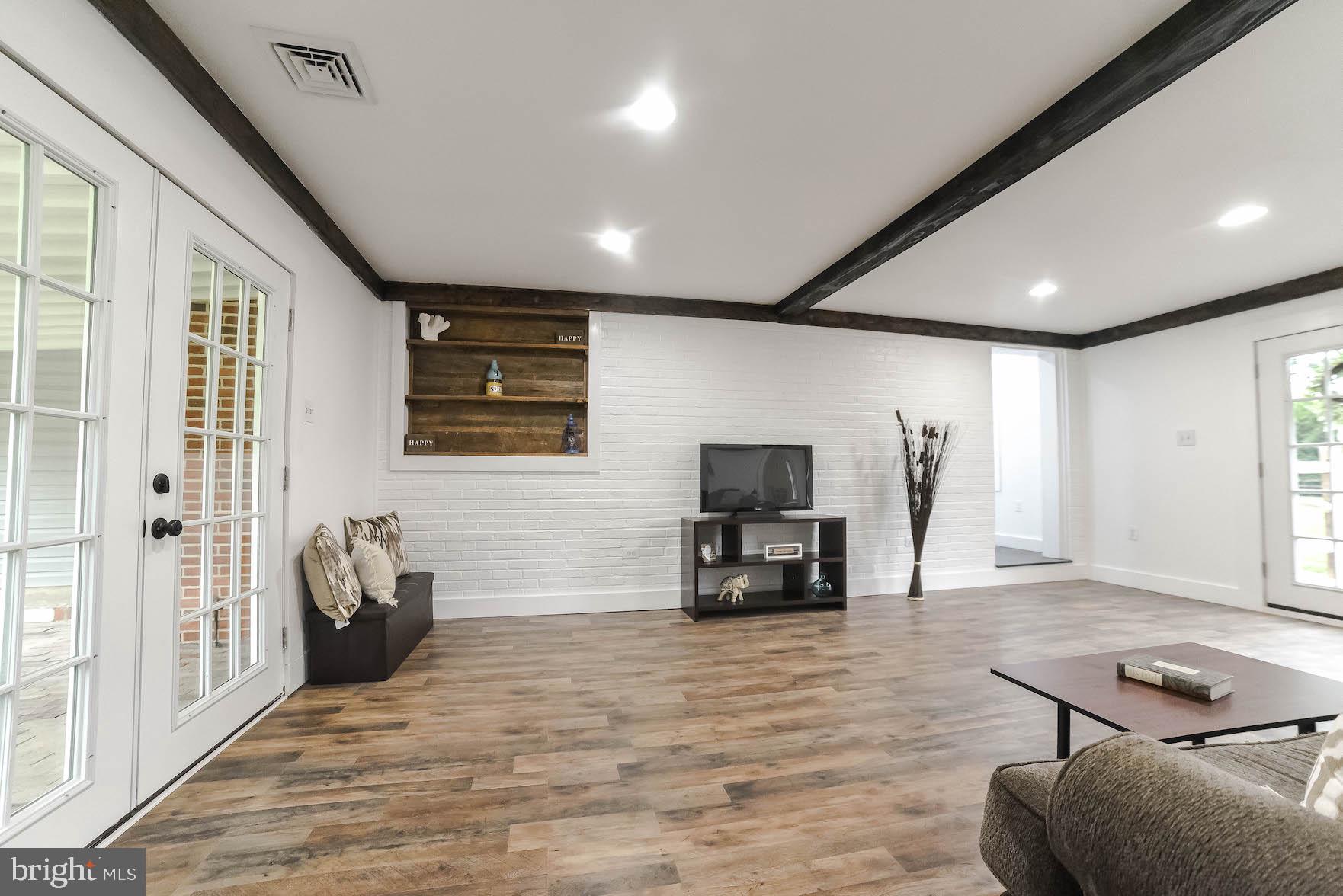 21920 Point Lookout Road Leonardtown, MD 20650 - Photo 5 of 42 Gallery Image 5
