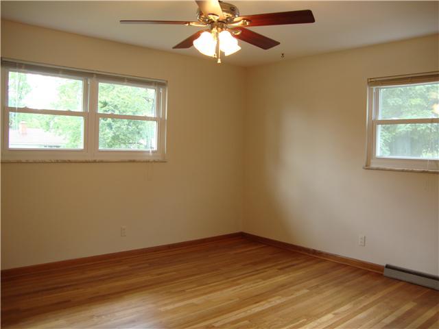 1436 Northam Road Columbus, OH 43221 - Photo 7 of 19