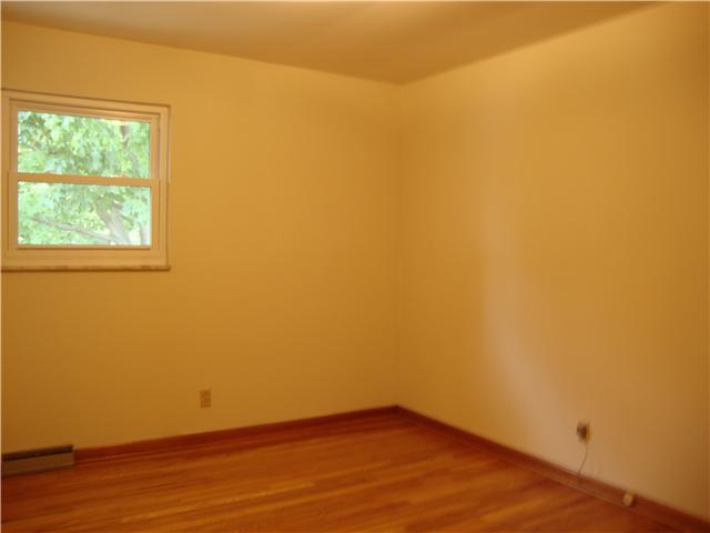 1436 Northam Road Columbus, OH 43221 - Photo 10 of 19