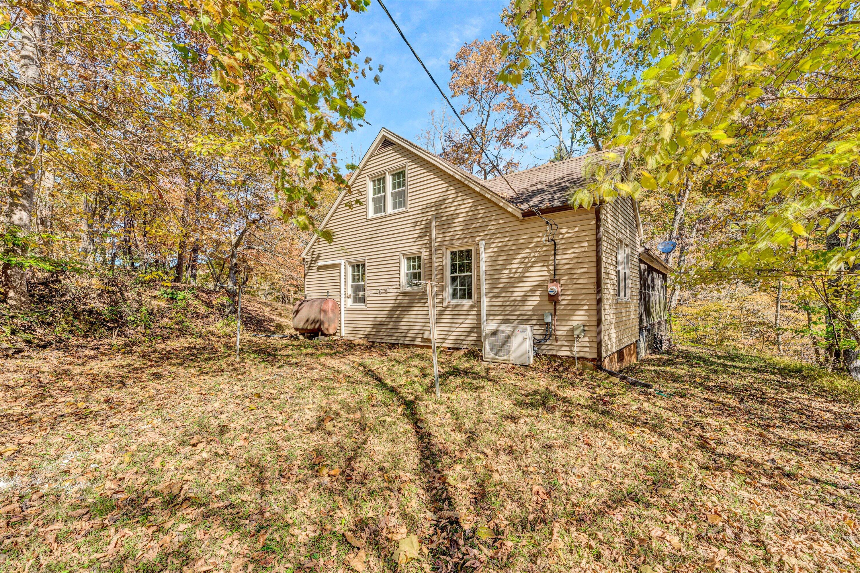 2131 Naff Road Boones Mill, VA 24065 - Photo 15 of 24 22-102520240064