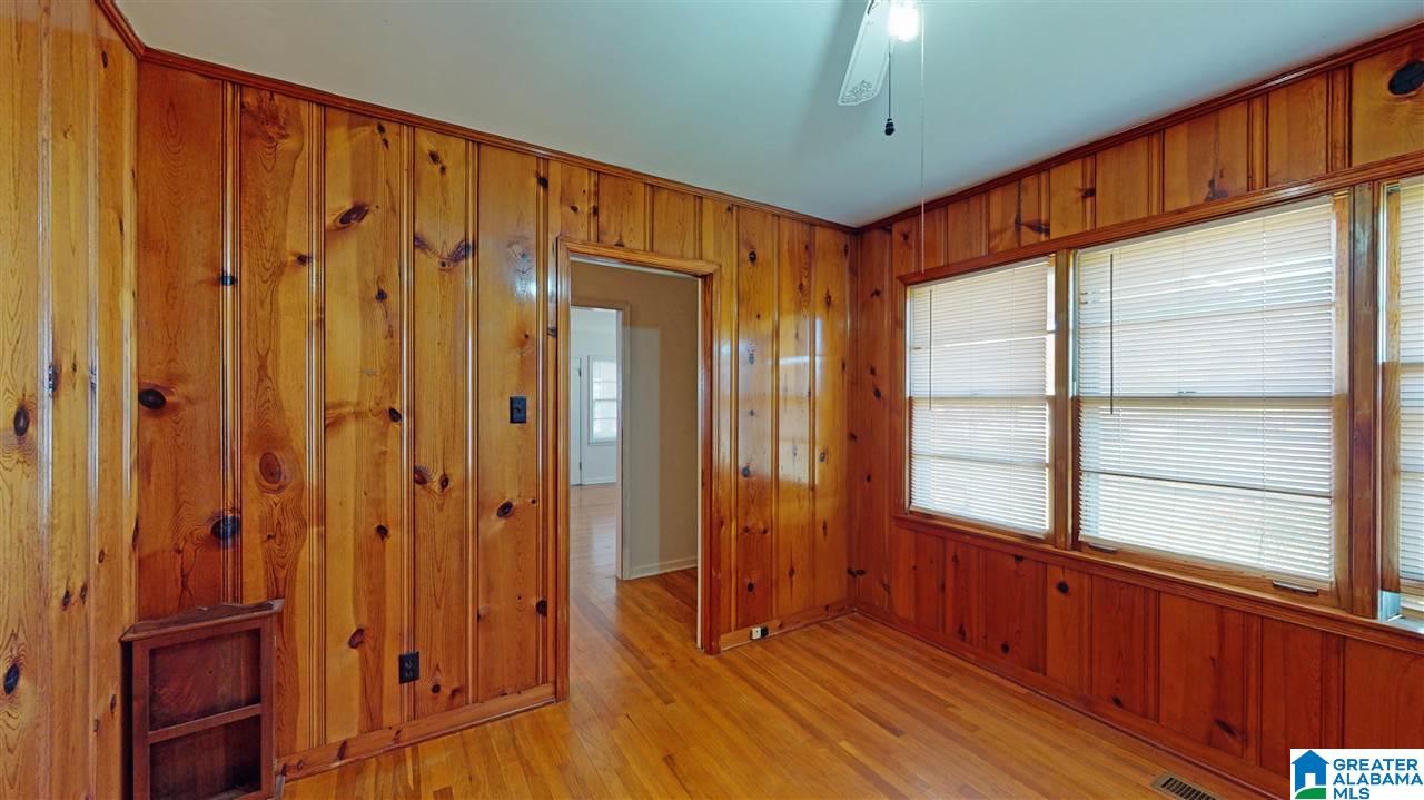 1104 Lincoln Avenue Oneonta, AL 35121 - Photo 5 of 36