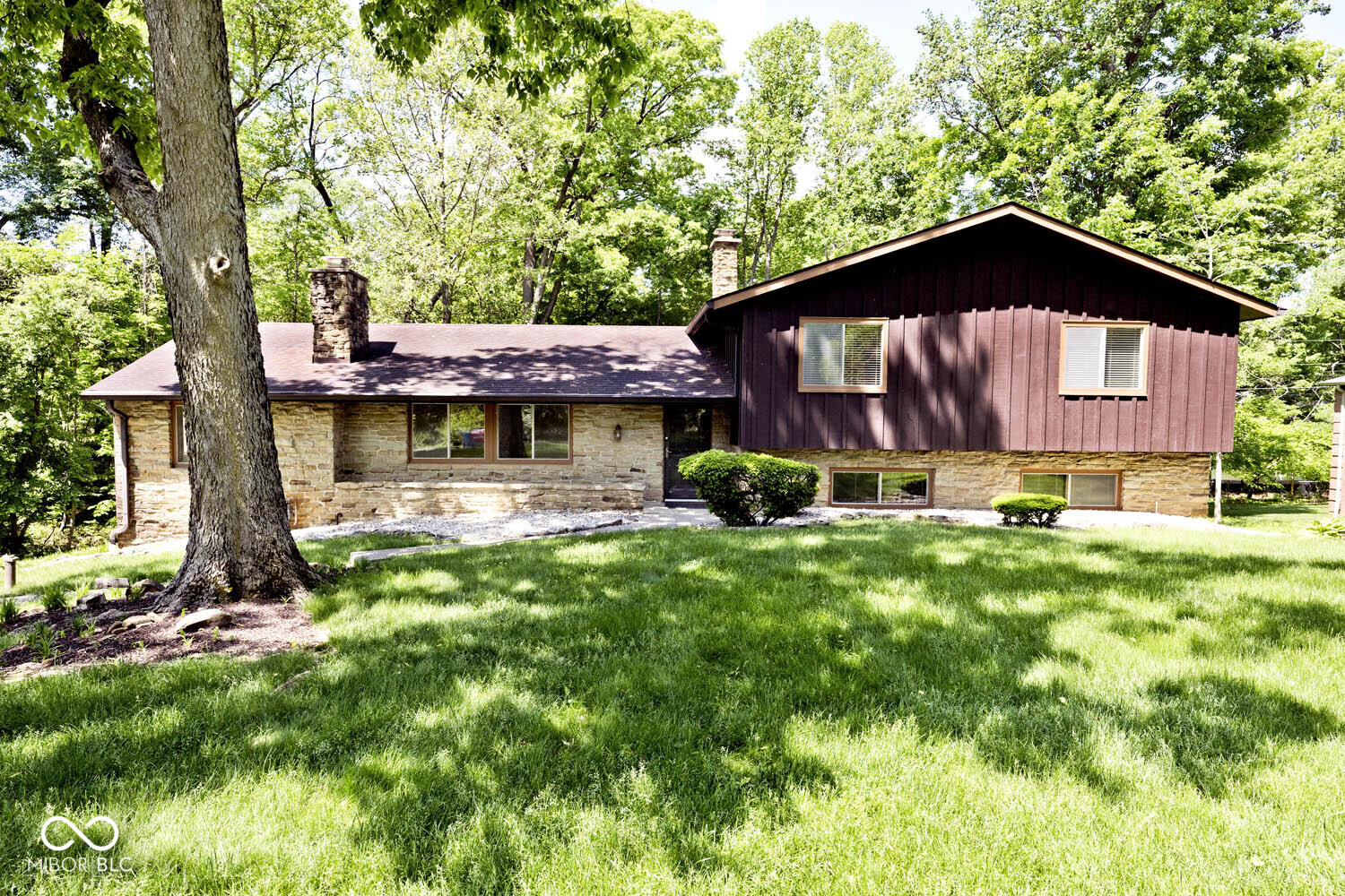 6248 Graham Road Indianapolis, IN 46220 - Photo 1 of 45 Gallery Image 1