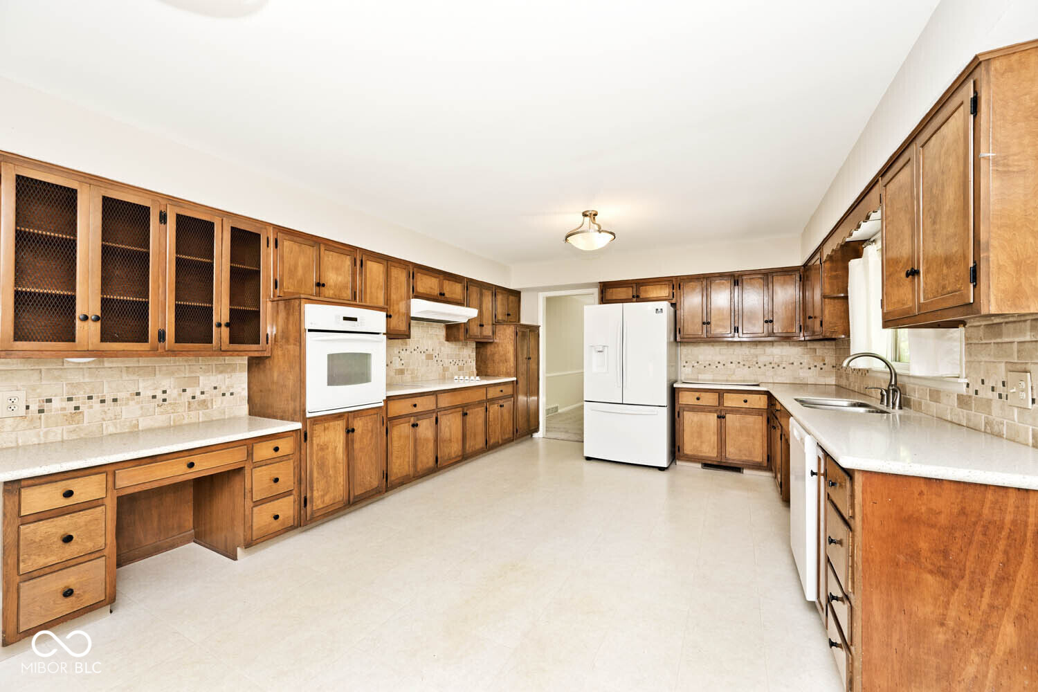 6248 Graham Road Indianapolis, IN 46220 - Photo 16 of 45 Gallery Image 16