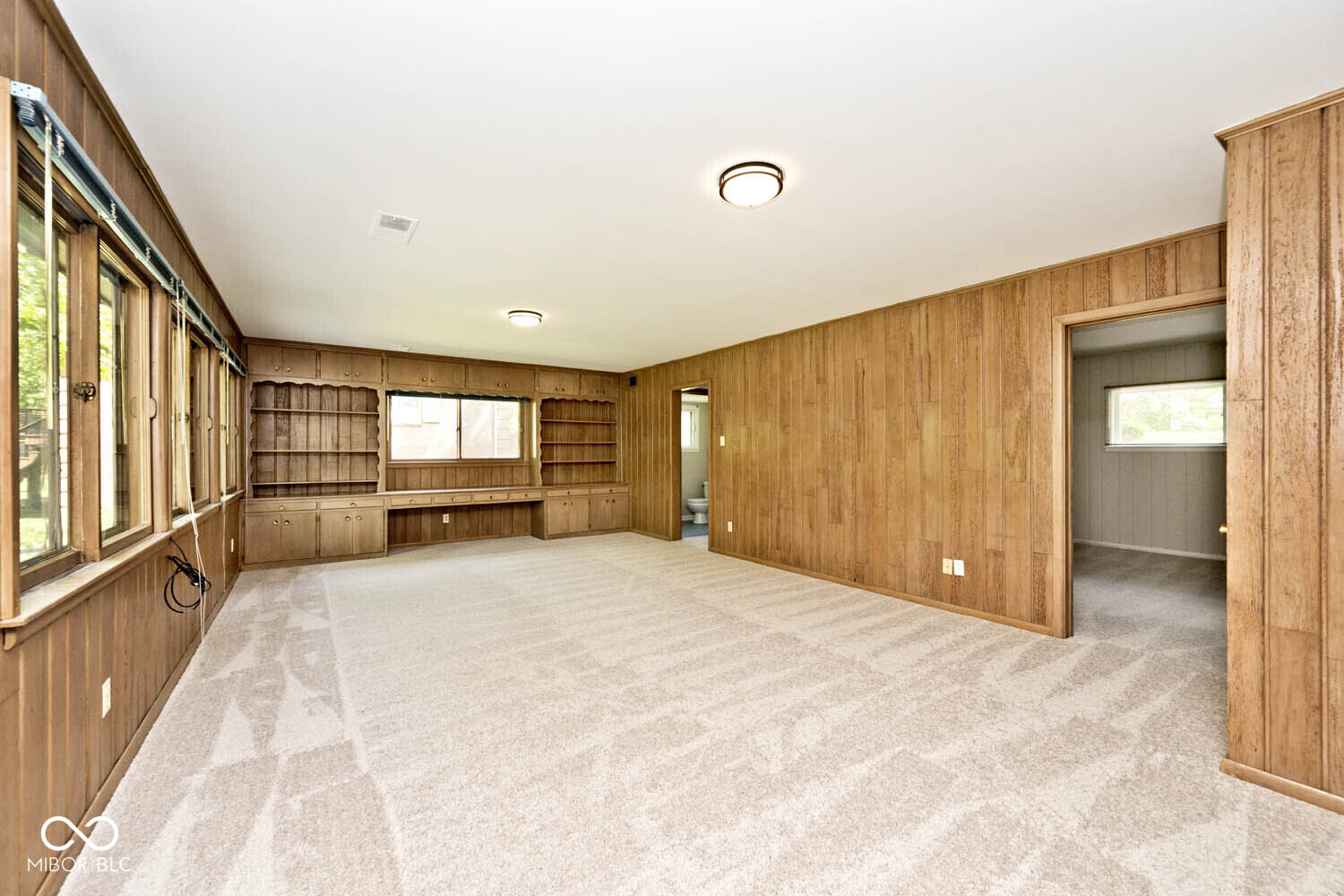 6248 Graham Road Indianapolis, IN 46220 - Photo 18 of 45 Gallery Image 18