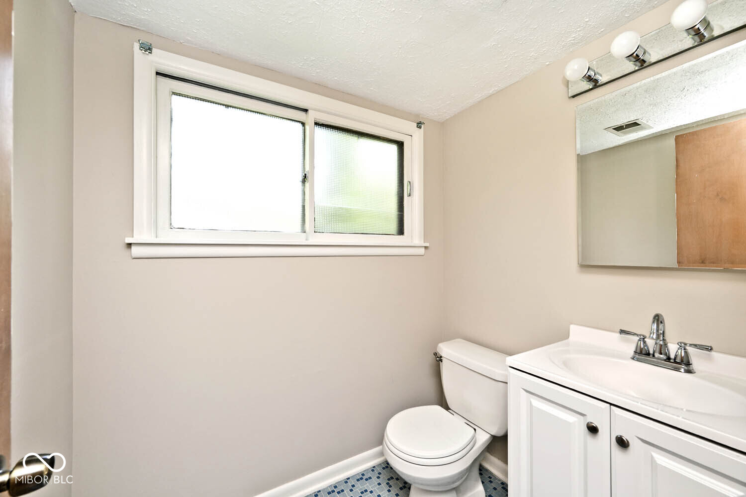 6248 Graham Road Indianapolis, IN 46220 - Photo 22 of 45 Gallery Image 22