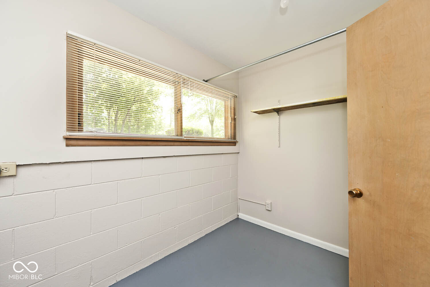 6248 Graham Road Indianapolis, IN 46220 - Photo 24 of 45 Gallery Image 24