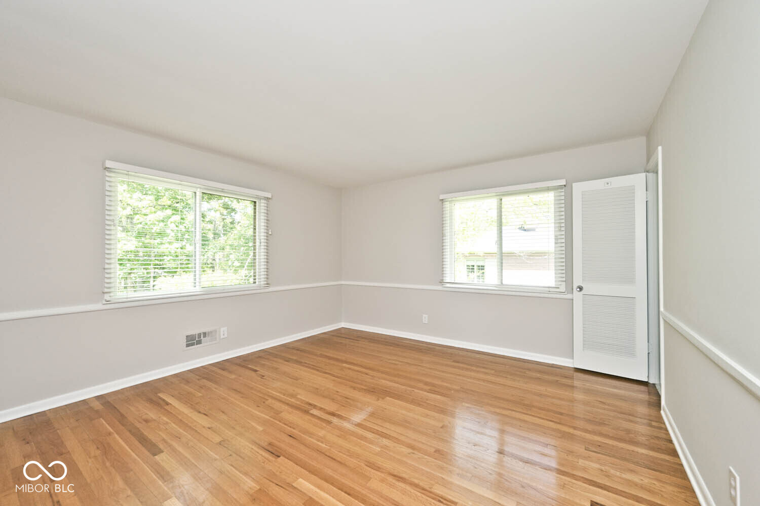 6248 Graham Road Indianapolis, IN 46220 - Photo 27 of 45 Gallery Image 27