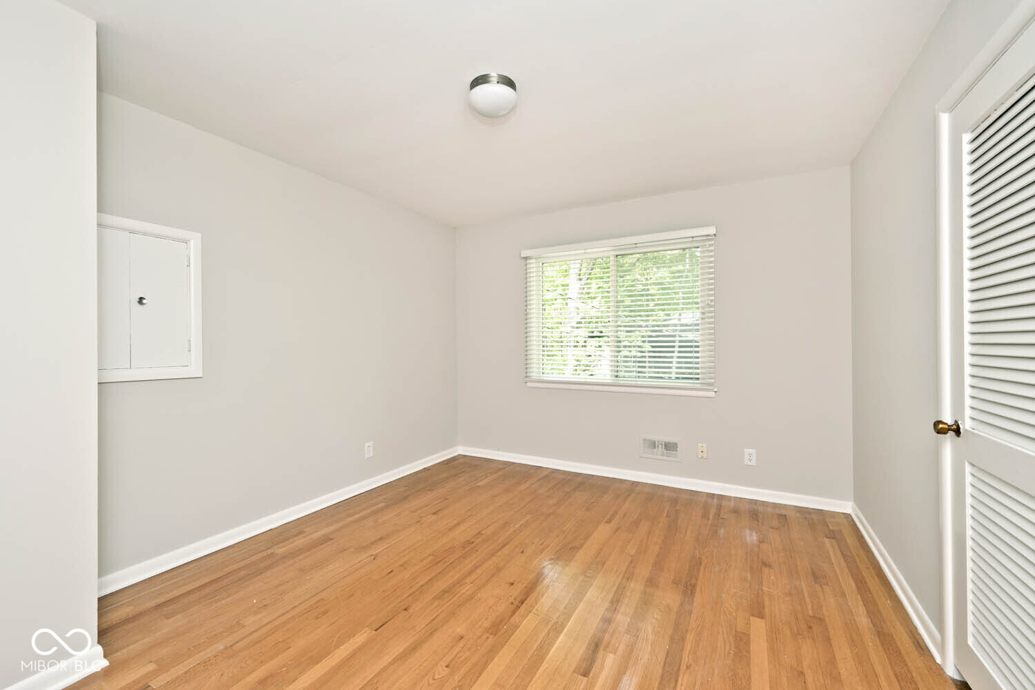 6248 Graham Road Indianapolis, IN 46220 - Photo 30 of 45 Gallery Image 30