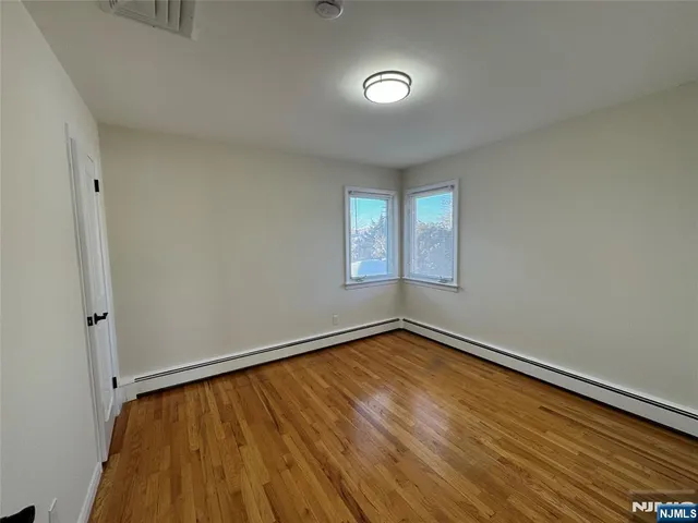 $2,400 | 177 Falmouth Avenue, Elmwood Park, NJ 07407