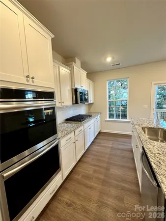 $3,050 | 14047 Martin Hl Way, Charlotte, NC 28277