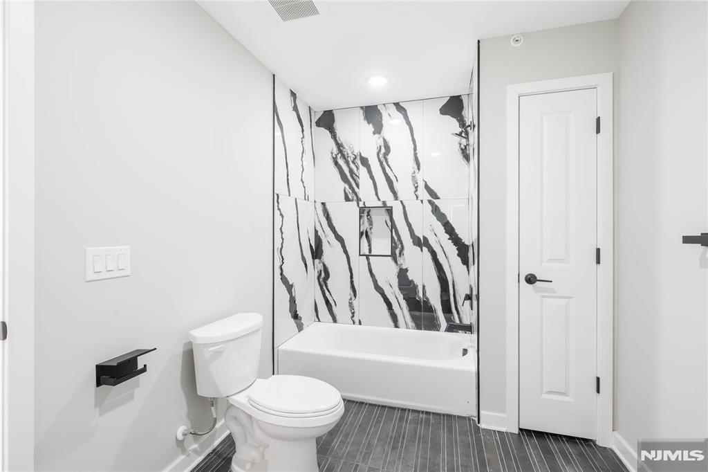 108 Fleming Avenue, Unit 2B Newark, NJ 07105 - Photo 10 of 21