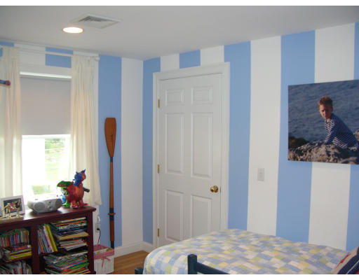 24 Bennett Road Marblehead, MA 01945 - Photo 16 of 22
