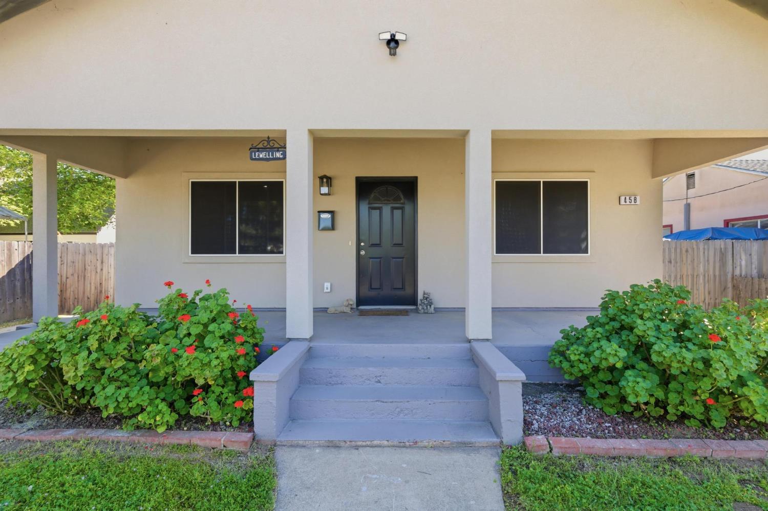 458 Oregon Street Gridley, CA 95948 - Photo 4 of 35