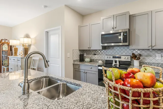 $330,000 | 1728 Culdees Lane Southeast, Bolivia, NC 28422