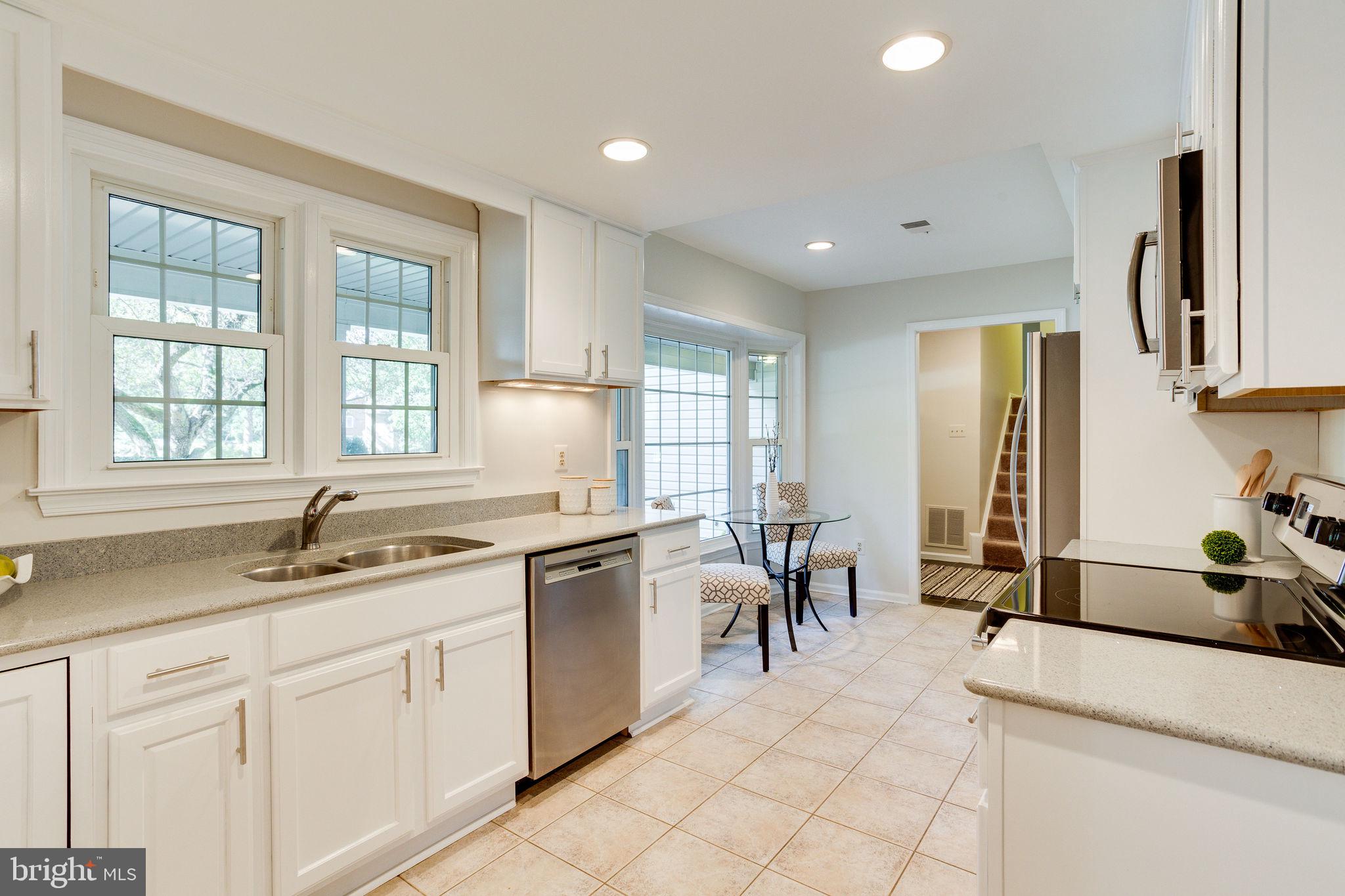 1833 Batten Hollow Road Vienna, VA 22182 - Photo 16 of 52 Updated Kitchen w/ Stainless Steel Appliances