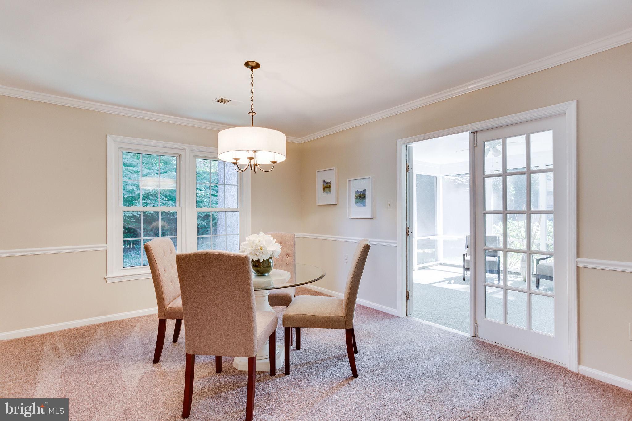 1833 Batten Hollow Road Vienna, VA 22182 - Photo 8 of 52 Dining Room