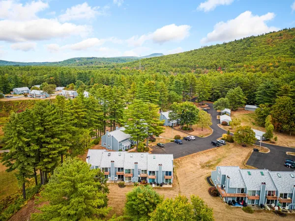 $339,999 | 13 Pine Arden Drive, Unit 70, Ashland, NH 03217