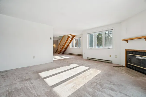 $339,999 | 13 Pine Arden Drive, Unit 70, Ashland, NH 03217