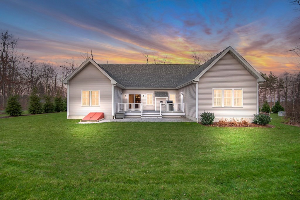 139 Northfield Road Lunenburg, MA 01462 - Photo 8 of 39 Gallery Image 8