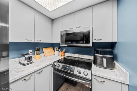 $199,000 | 13276 White Marsh Lane, Unit 12, Fort Myers, FL 33912