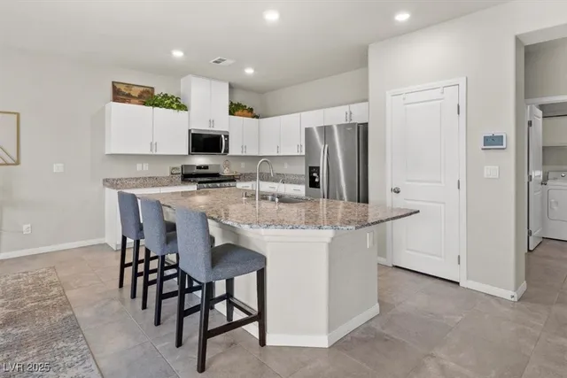 $499,999 | 3747 Berenices Avenue, North Las Vegas, NV 89084